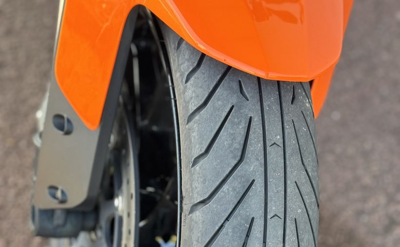 KTM 790 DUKE 6