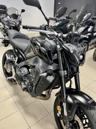 YAMAHA MT-09 35KW - 2023