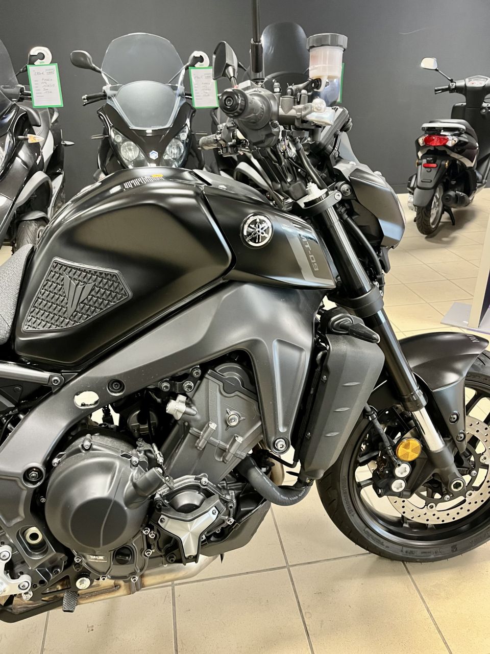 YAMAHA MT-09 35KW 10