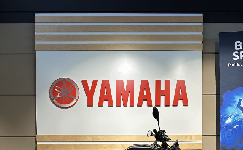 YAMAHA MT-09 Y-AMT 1
