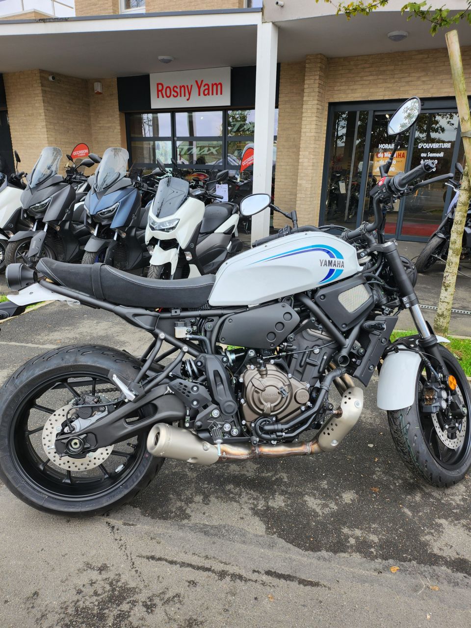 YAMAHA XSR 700 3