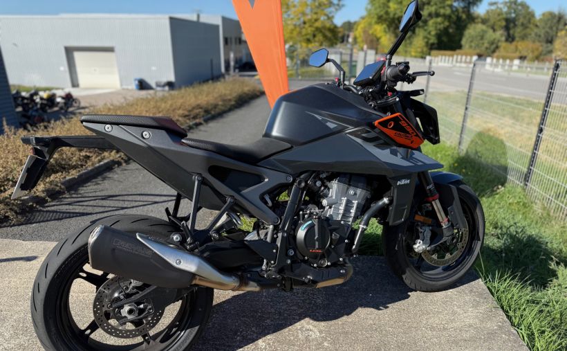 KTM 990 SUPER DUKE 8