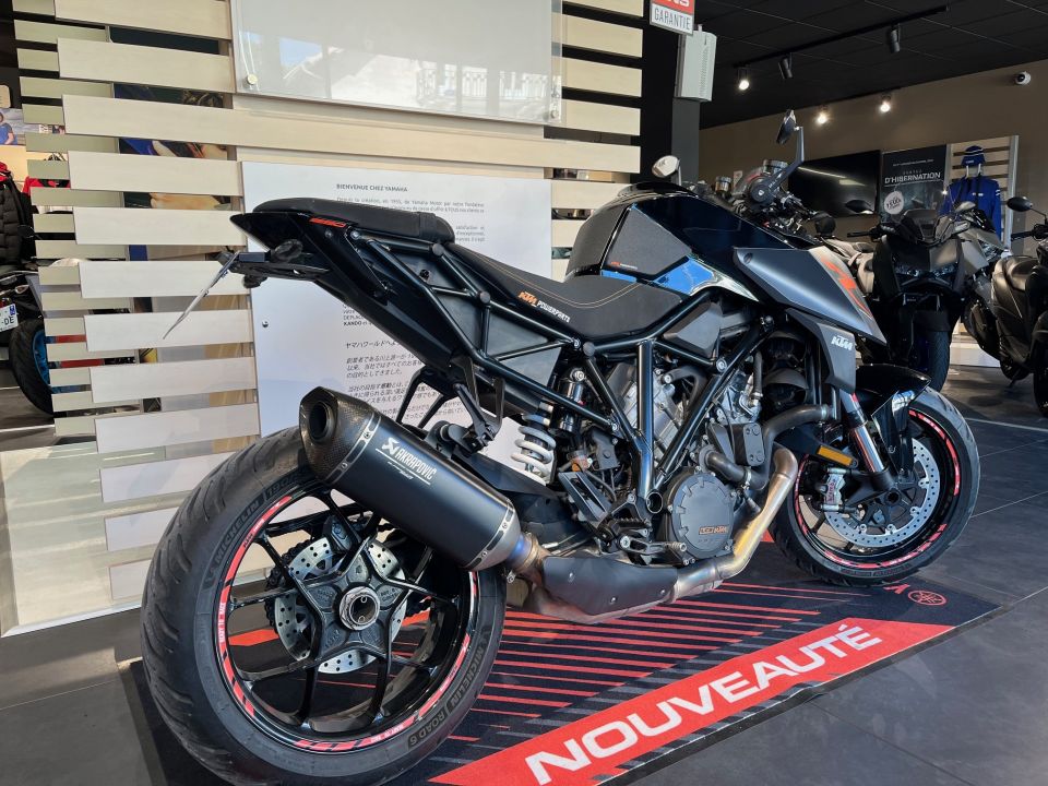 KTM 1290 SUPER DUKE R 3