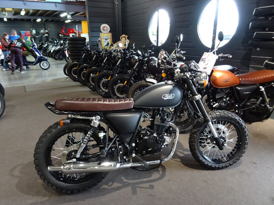 MASH SEVENTY FIVE125 8