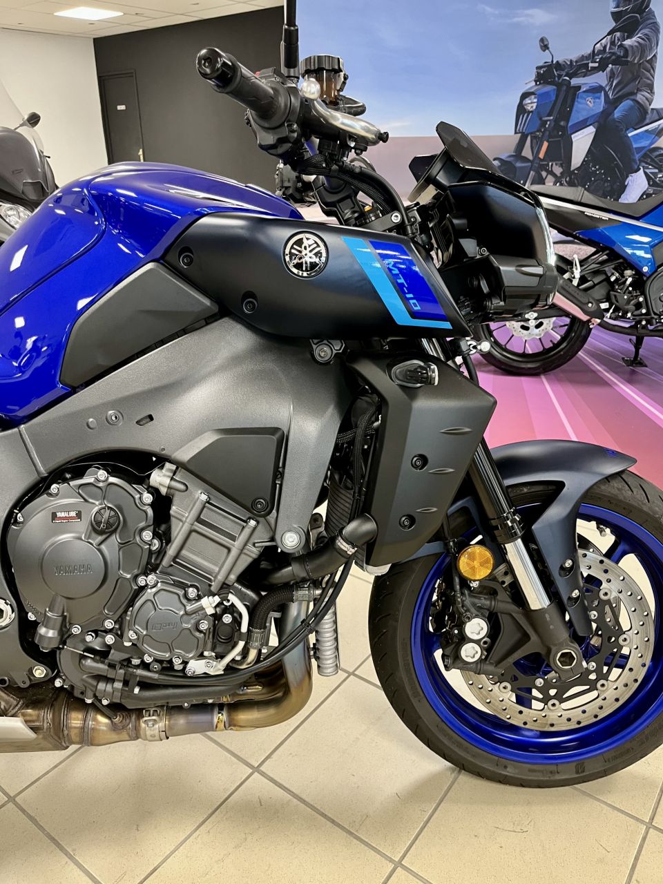YAMAHA MT-10 10