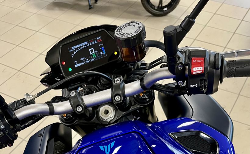 YAMAHA MT-10 20