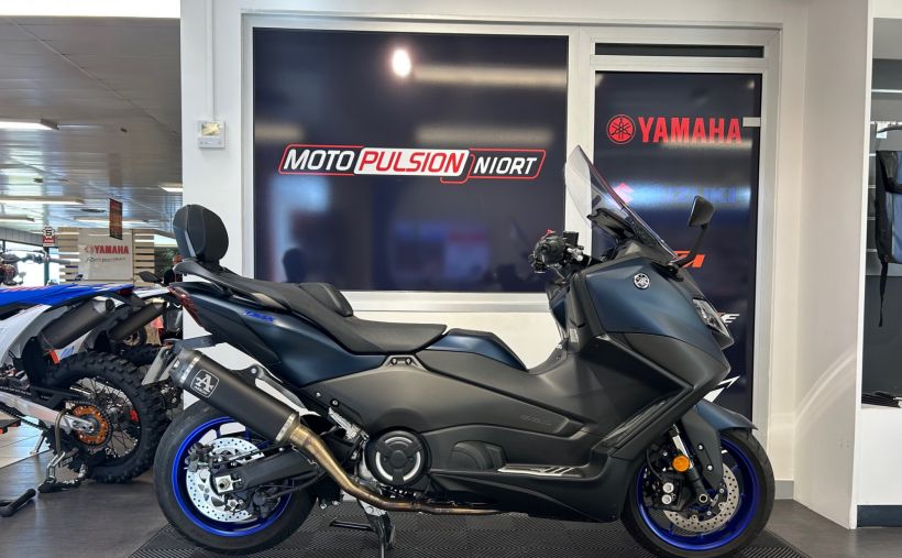 YAMAHA XP T-MAX 560 3