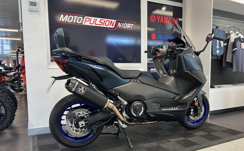 YAMAHA XP T-MAX 560 6