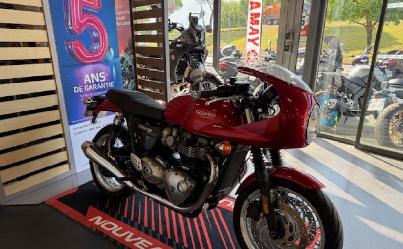 TRIUMPH THRUXTON 1200 1