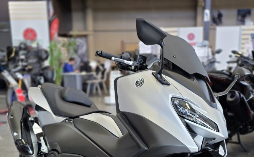 YAMAHA XP T-MAX 560 2