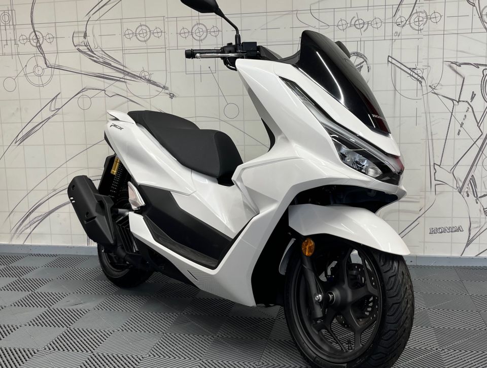 HONDA PCX 125 24