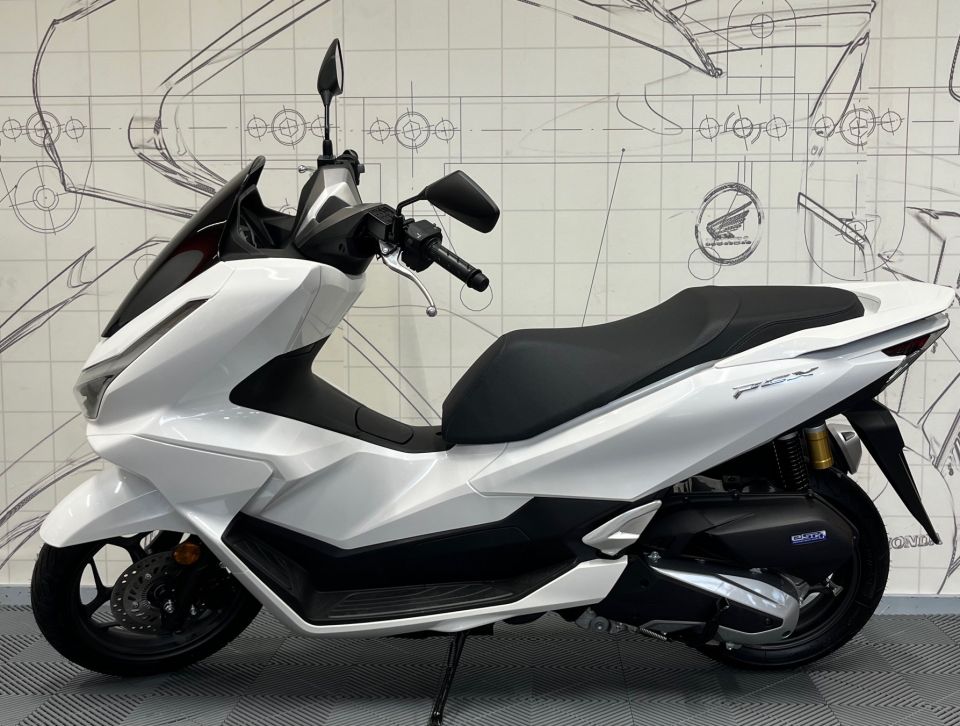 HONDA PCX 125 6