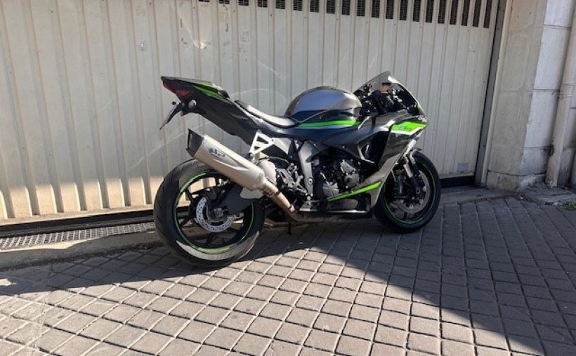 KAWASAKI ZX-6R 636 8