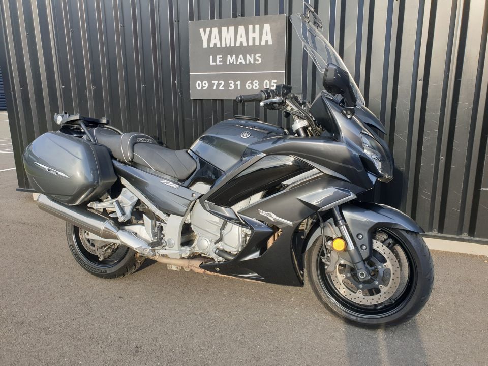 YAMAHA FJR 1300 AE 0
