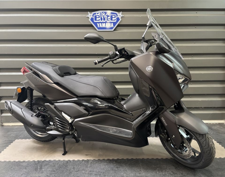 YAMAHA XMAX 125 TECH MAX 1