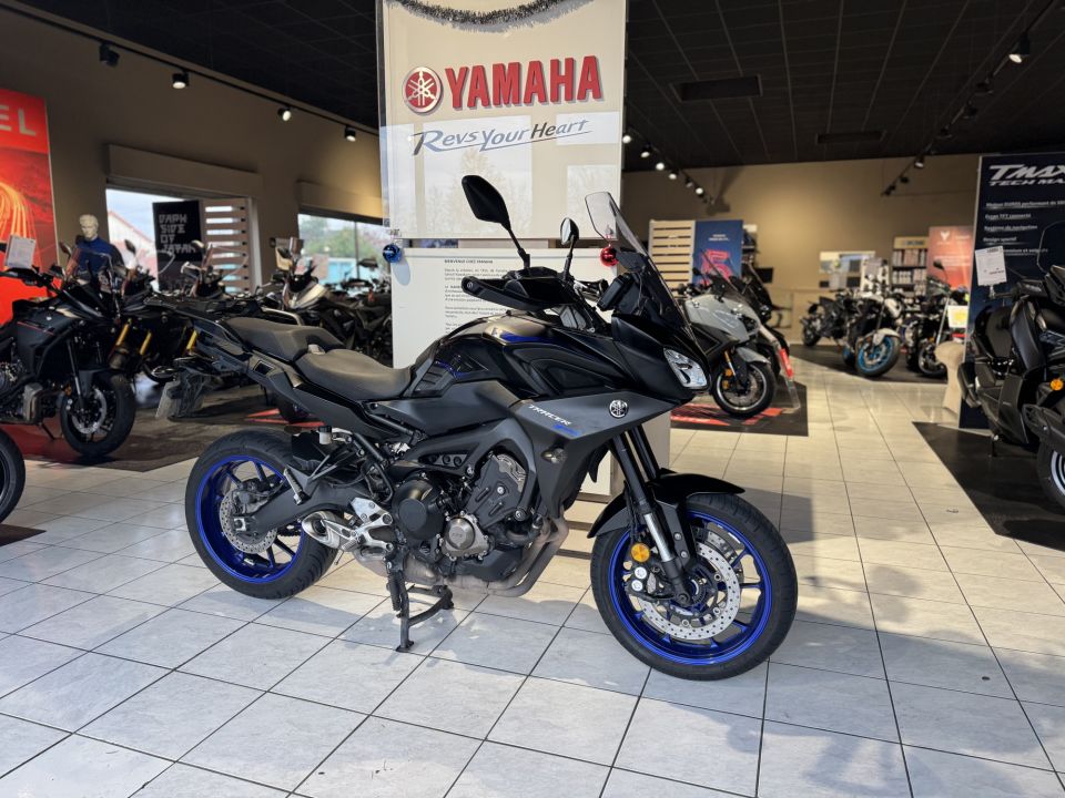 YAMAHA MT-09 TRACER 1