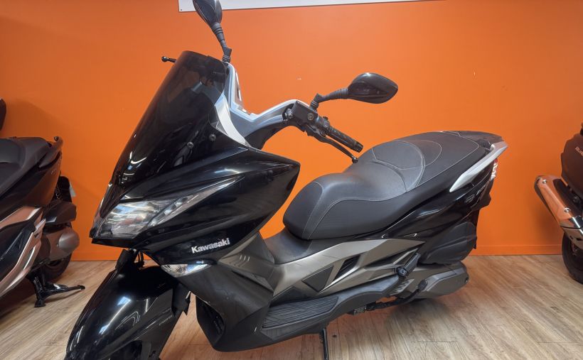 KAWASAKI J300 2