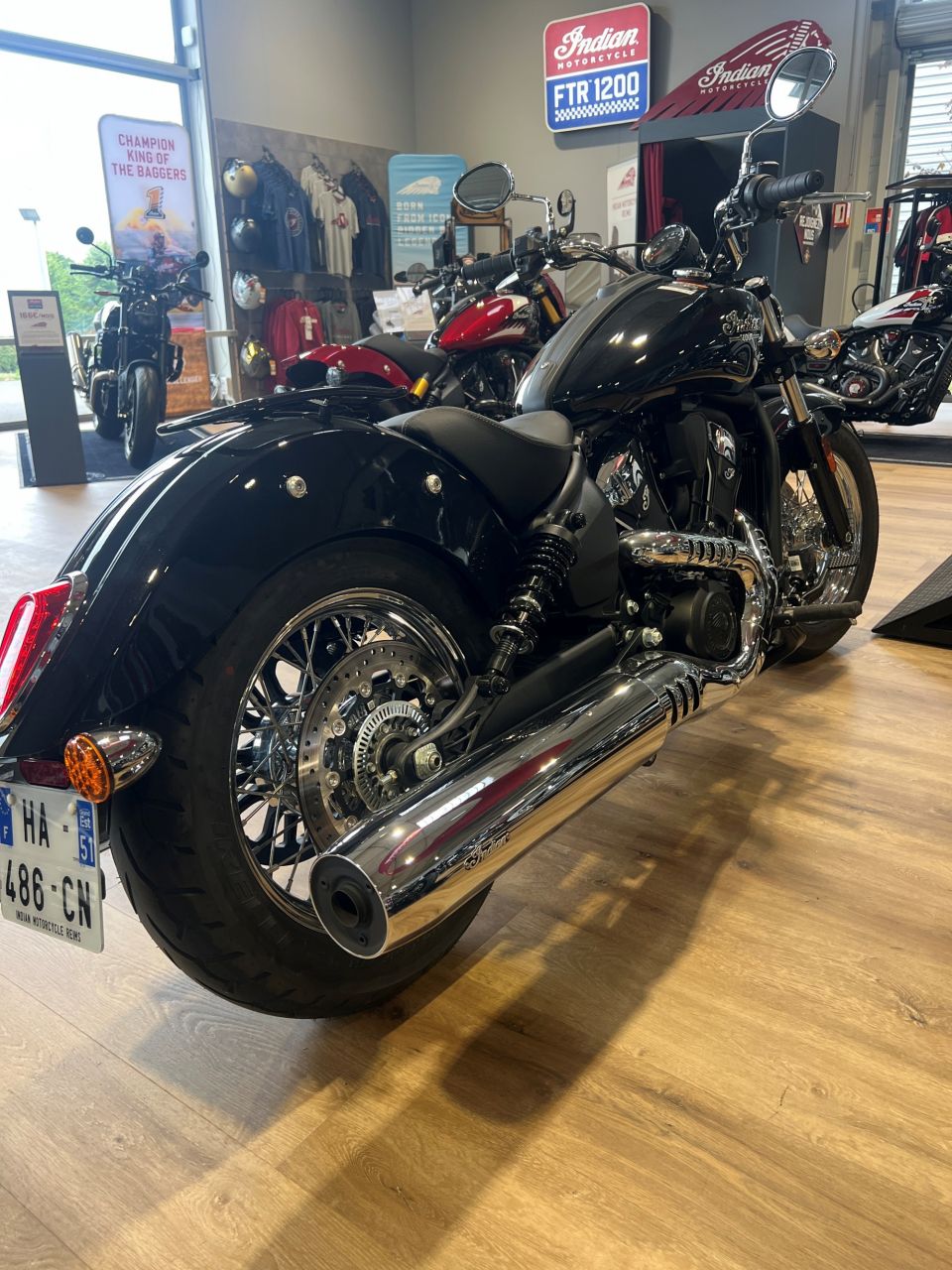 INDIAN SCOUT CLASSIC 1250 24