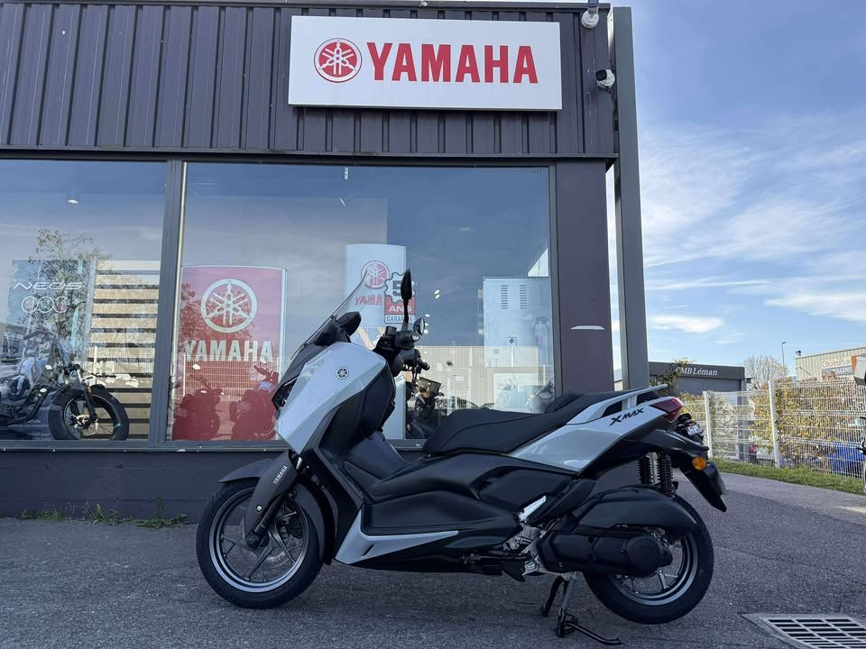 YAMAHA XMAX 125 TECH MAX 3