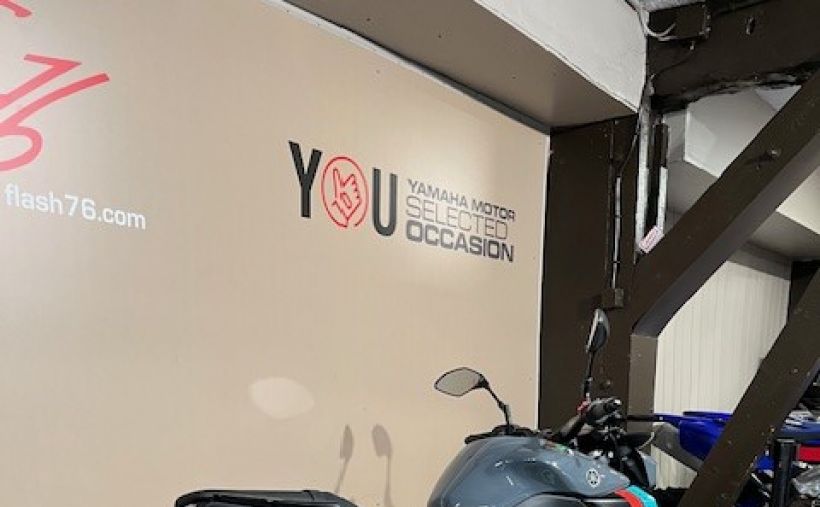 YAMAHA MT-125 3