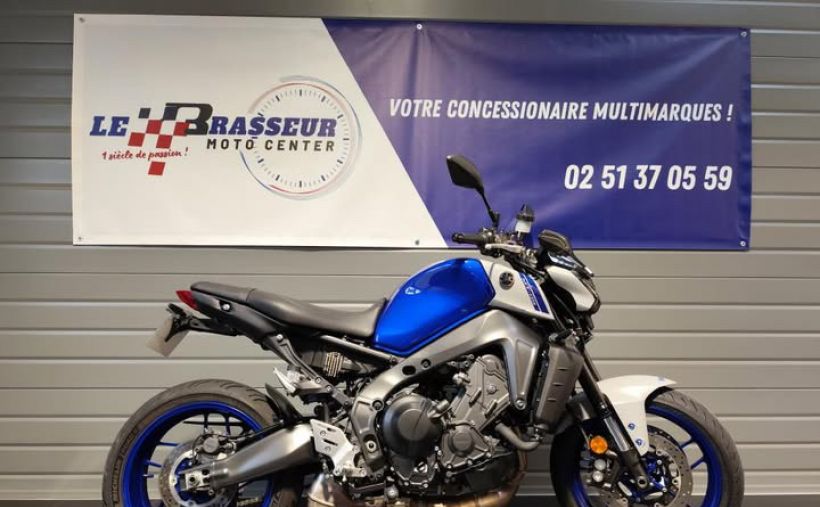 YAMAHA MT-09 0