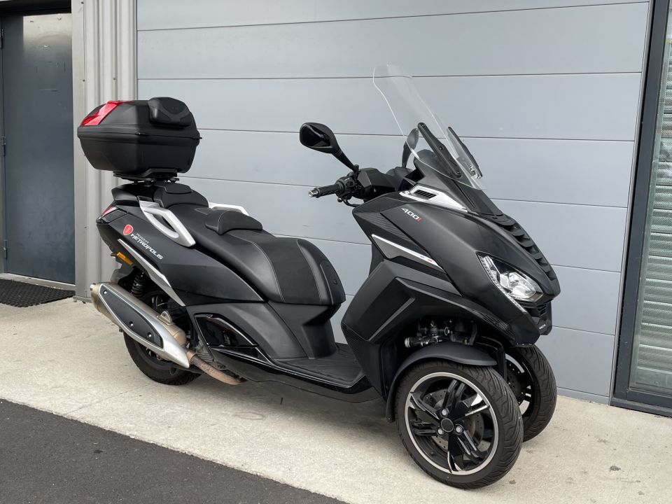 PEUGEOT METROPOLIS 400 1