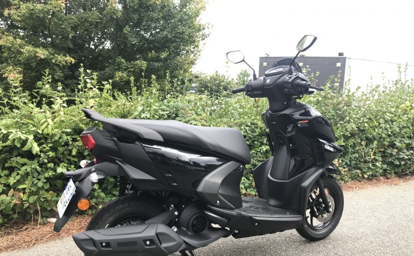 YAMAHA RayZR 125 4