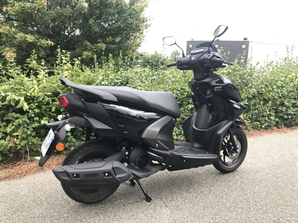 YAMAHA RayZR 125 4