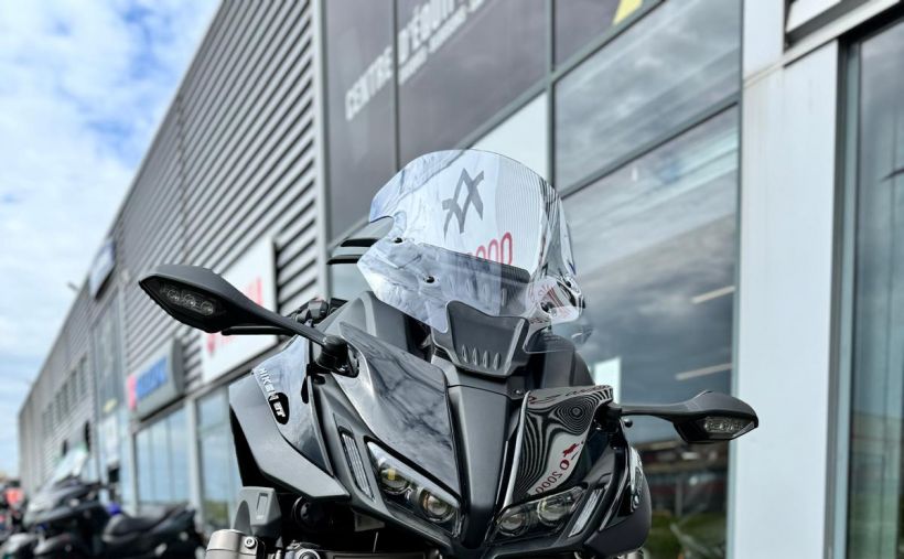 YAMAHA NIKEN GT 1