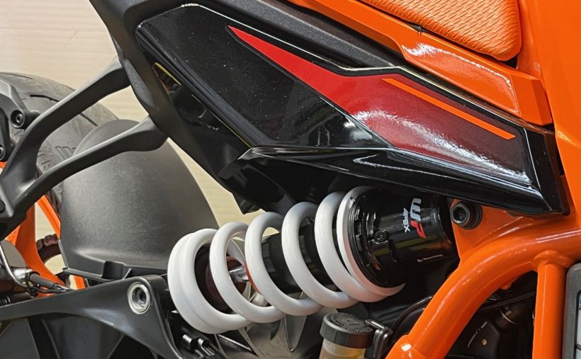 KTM 390 DUKE 24