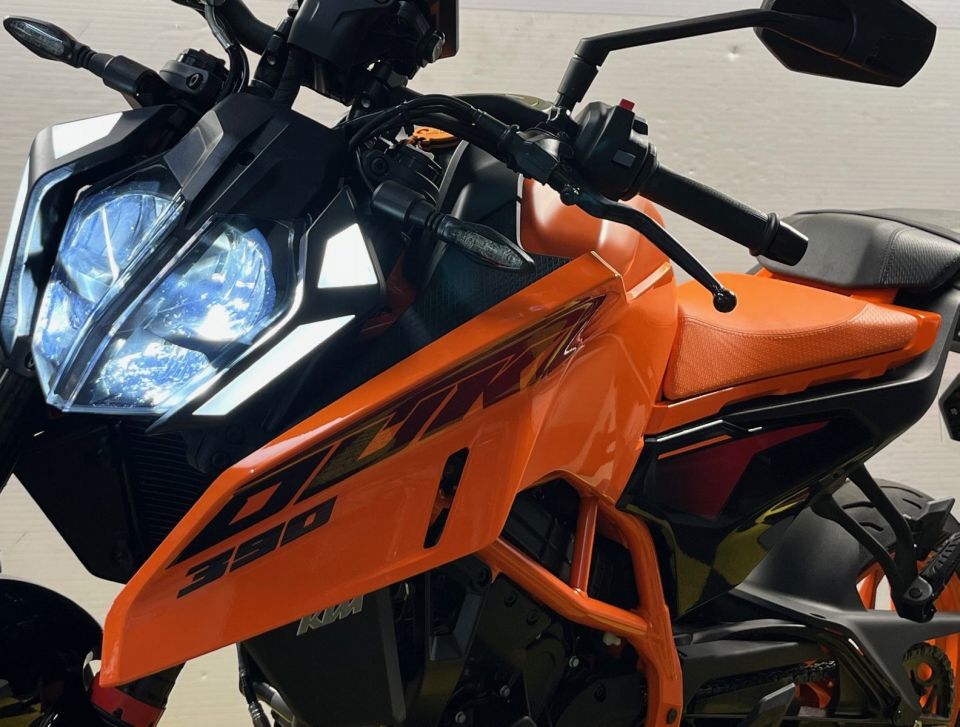 KTM 390 DUKE 30