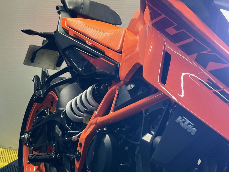 KTM 390 DUKE 36