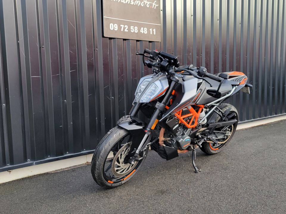 KTM 125 DUKE 10
