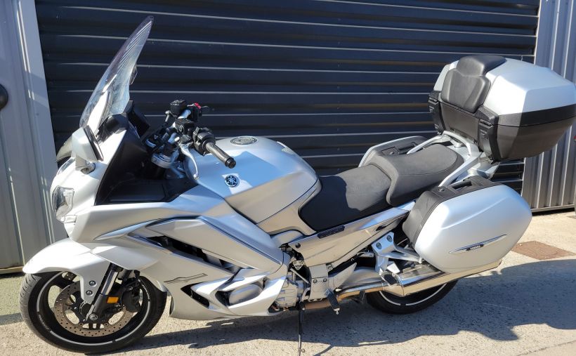 YAMAHA FJR 1300 AE 0
