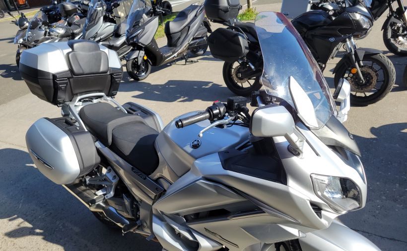 YAMAHA FJR 1300 AE 2
