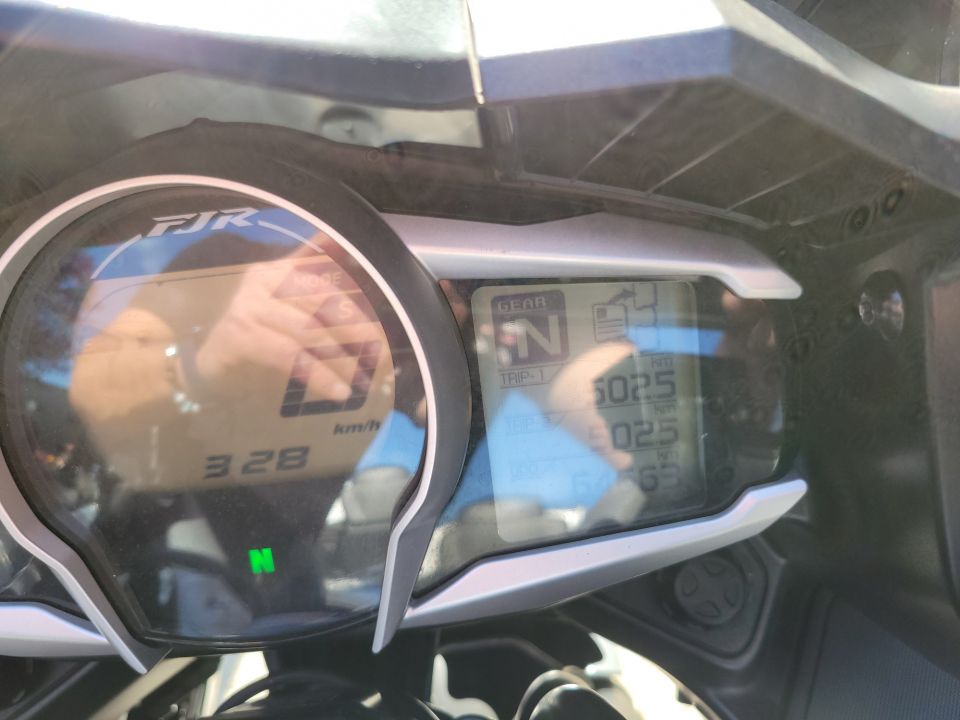 YAMAHA FJR 1300 AE 20