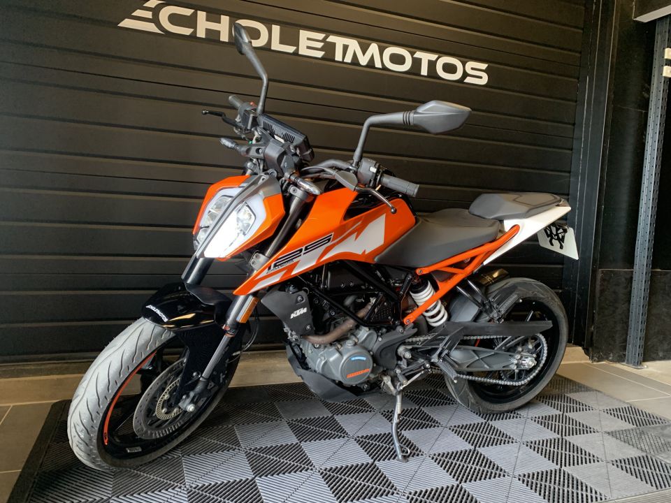 KTM 125 DUKE 4