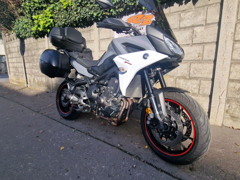 YAMAHA TRACER 900 1