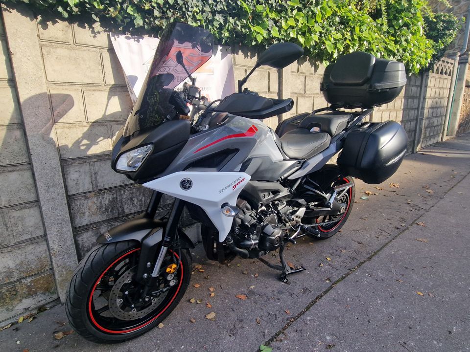 YAMAHA TRACER 900 3