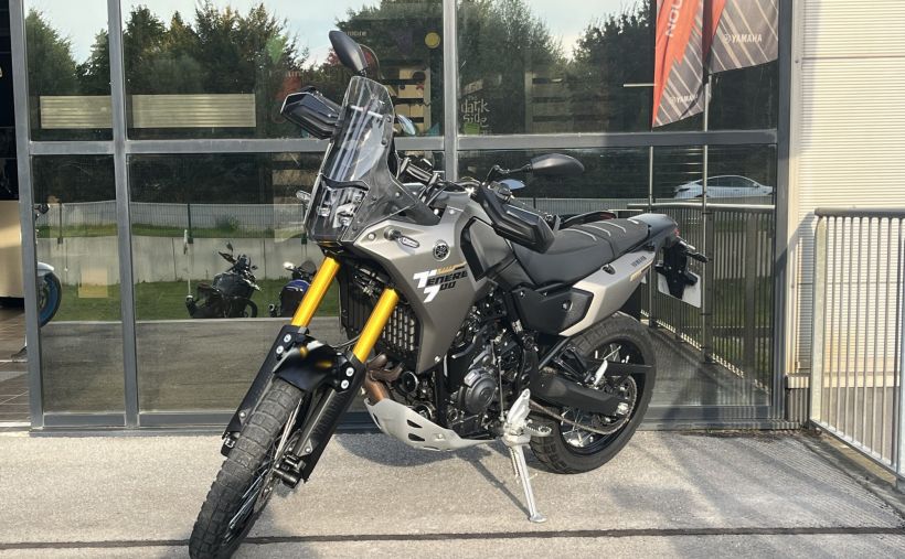 YAMAHA XTZ TENERE 700 1