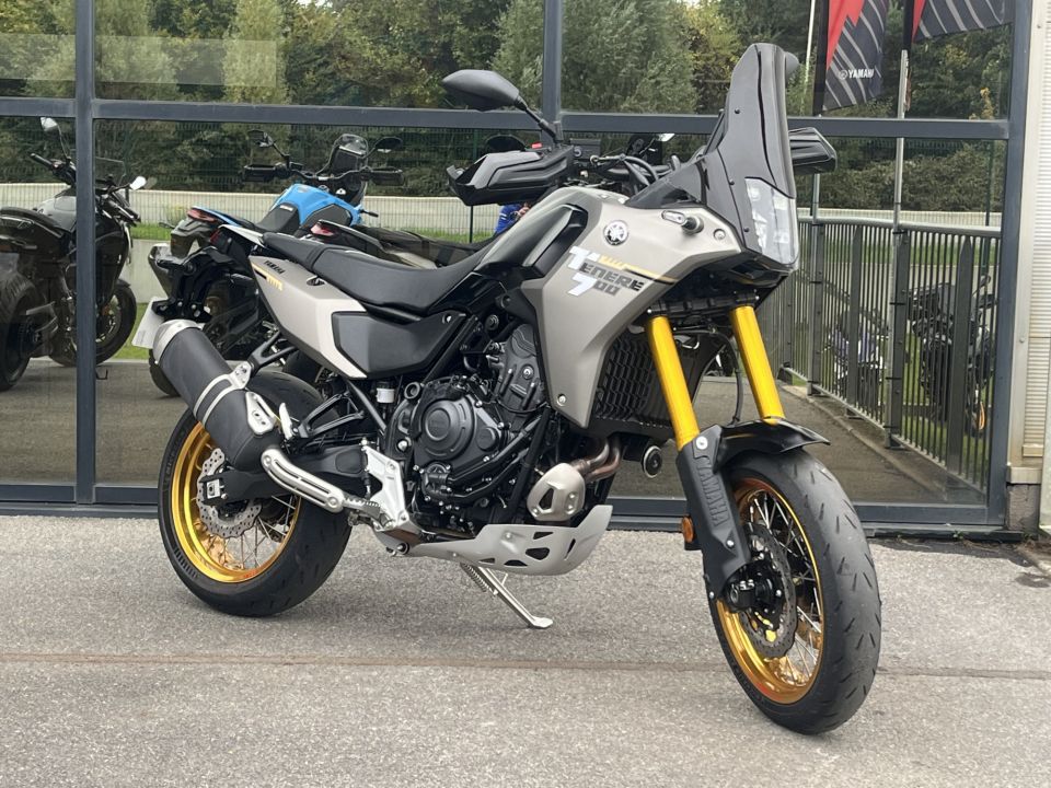 YAMAHA XTZ TENERE 700 0