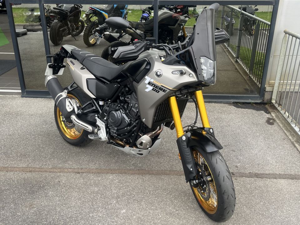 YAMAHA XTZ TENERE 700 2