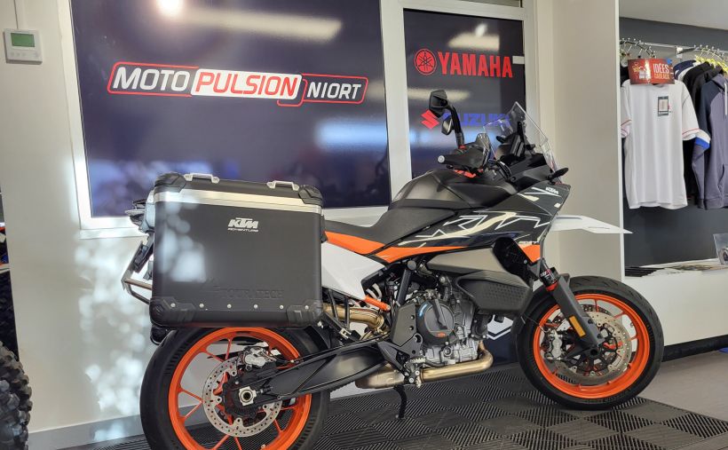 KTM 890 SMT 2