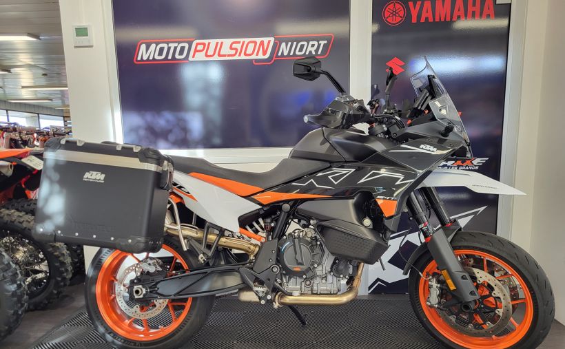 KTM 890 SMT 1