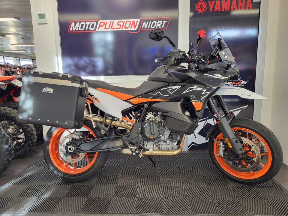 KTM 890 SMT 3