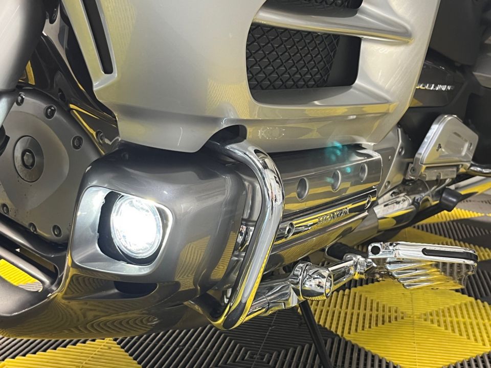 HONDA GL1800 GOLDWING 30