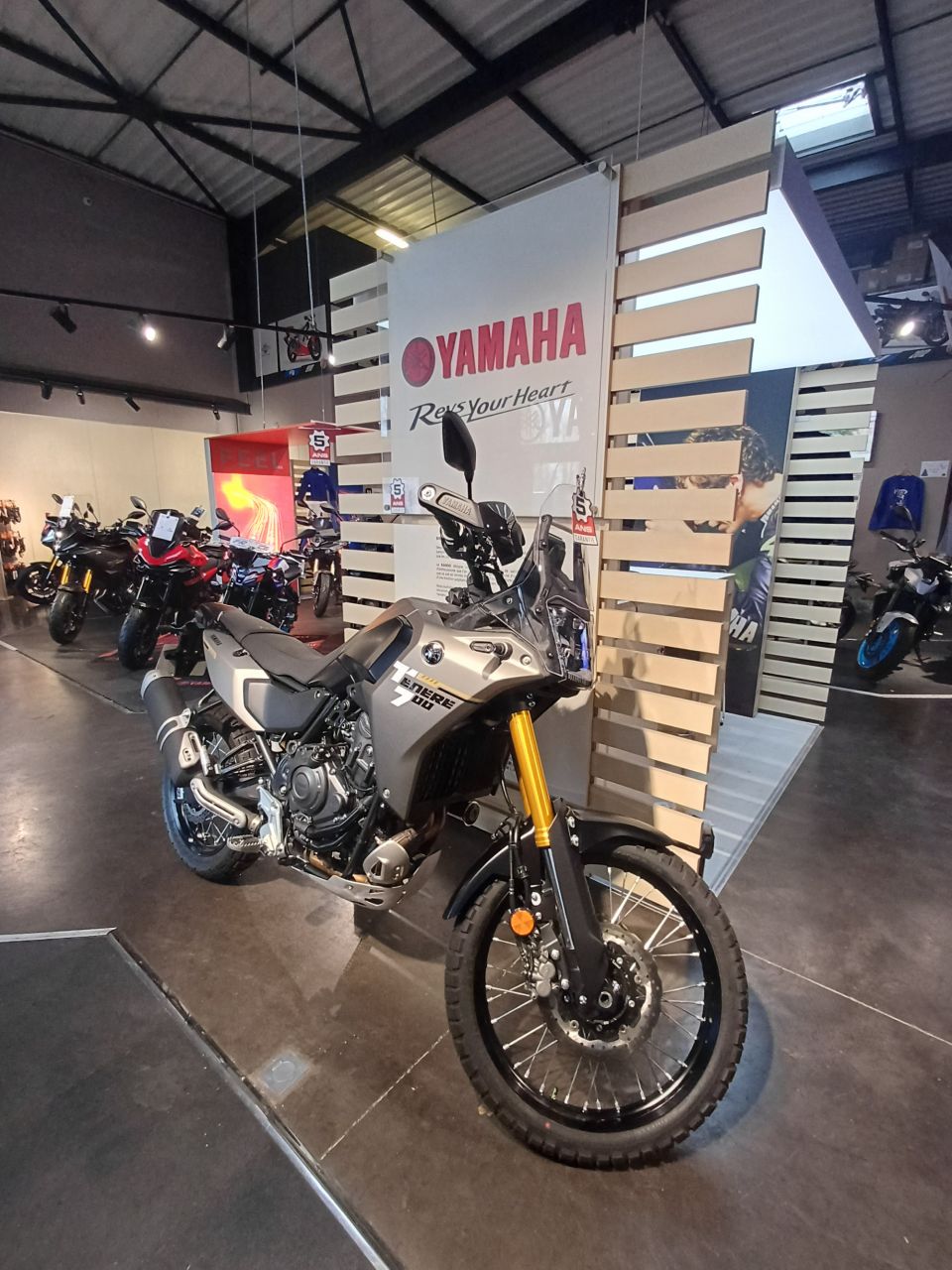 YAMAHA XTZ TENERE 700 0