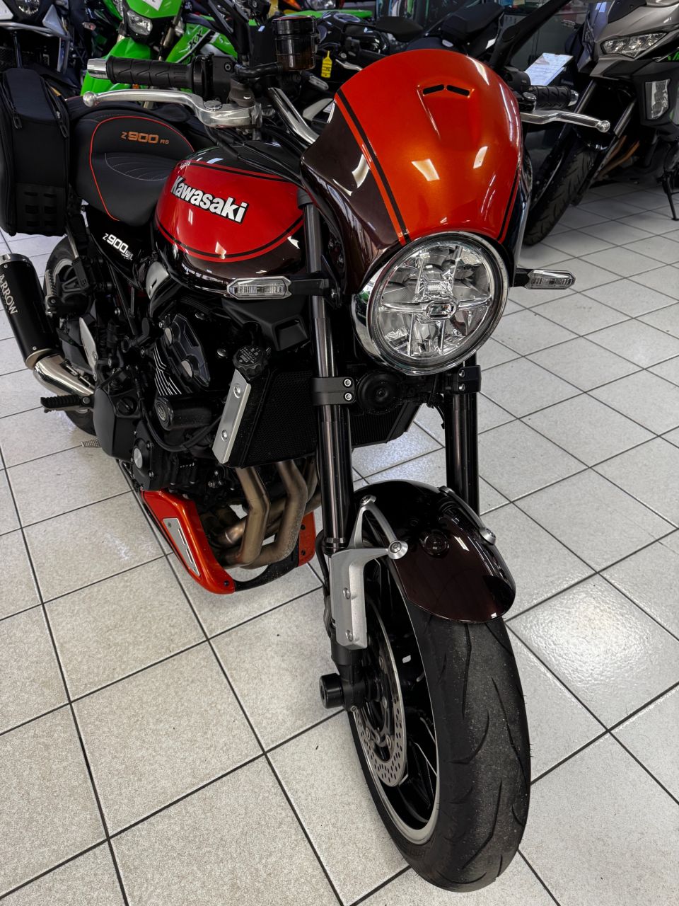 KAWASAKI Z 900 RS 18