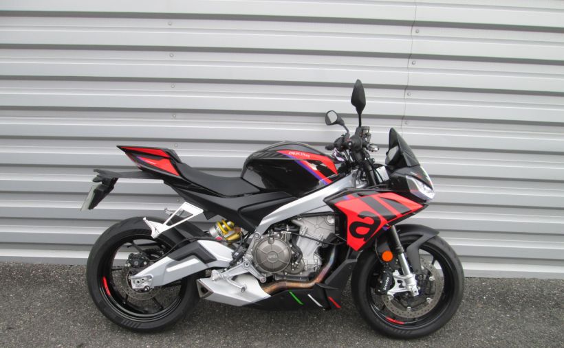 APRILIA TUONO 660 FACTORY 1