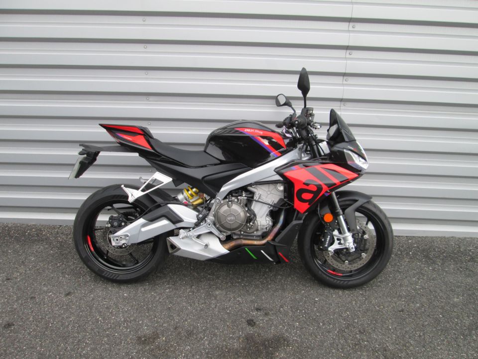 APRILIA TUONO 660 FACTORY 8